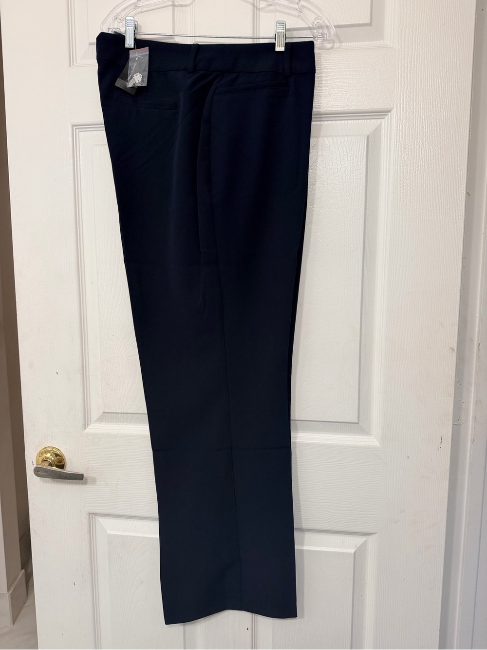 NWT Ashley Stewart Women’s Navy Blue Straight-Leg Dress Pants. Size 16.